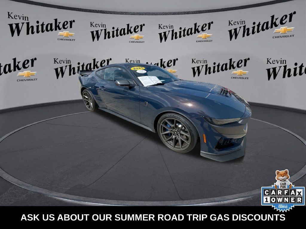 Used 2025 Ford Mustang Dark Horse w/ Dark Horse Handlin Package RWD image 2