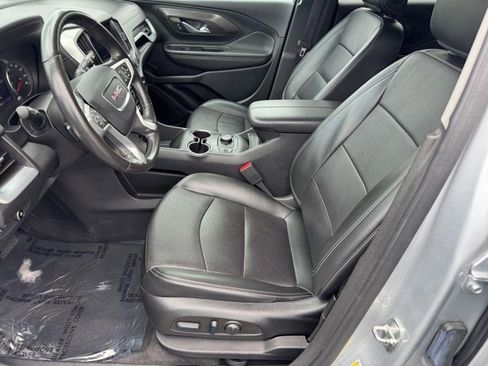 Used 2022 GMC Terrain SLT w/ Elevation Edition image 24
