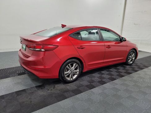 Used 2018 Hyundai Elantra SEL FWD image 10