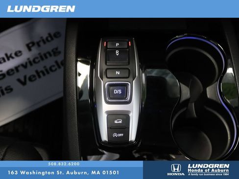 Used 2022 Honda Pilot Elite image 32