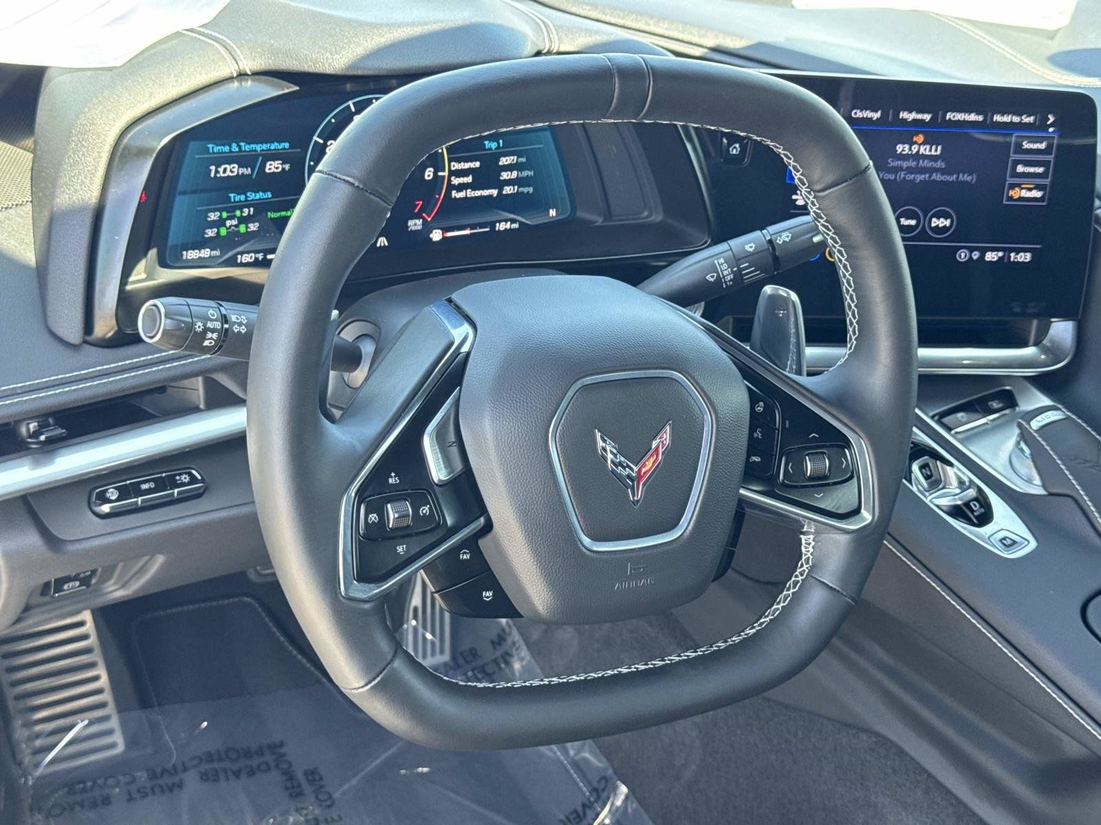 Used 2023 Chevrolet Corvette Stingray Preferred Cpe w/ Z51 Performance Package RWD image 10