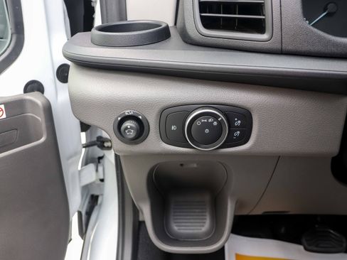 Used 2020 Ford Transit 350 XLT image 23