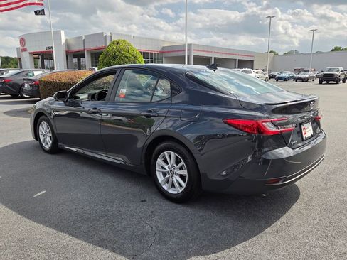 Used 2025 Toyota Camry LE w/ Convenience Package FWD image 7