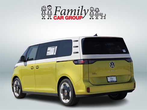 New 2025 Volkswagen ID. Buzz Pro S Plus image 3