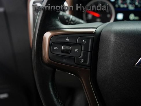 Used 2019 Chevrolet Silverado 1500 High Country w/ High Country Premium Package image 14