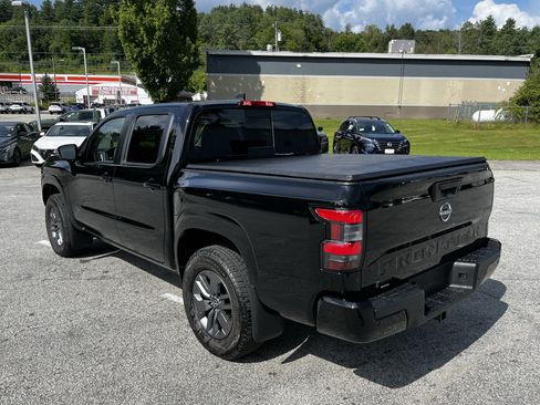 New 2026 Nissan Frontier SV w/ SV Convenience Package AWD/4WD image 5