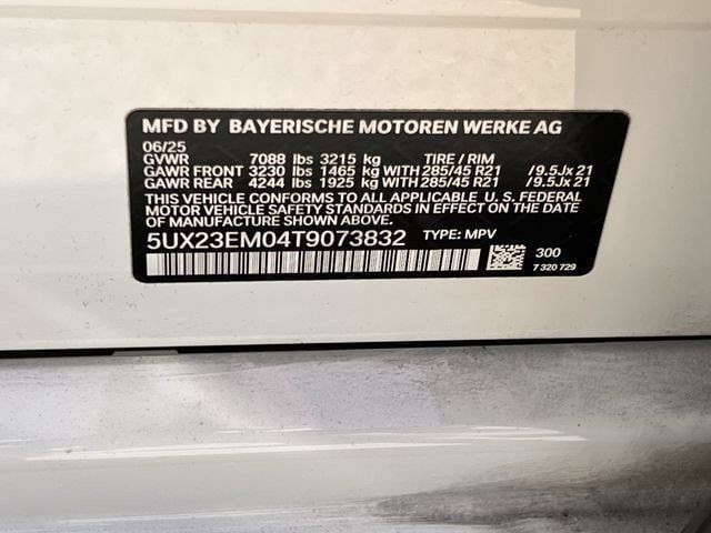 Used 2026 BMW X7 xDrive40i AWD/4WD image 32