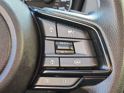 Used 2024 Subaru Crosstrek 2.0i Premium image 20