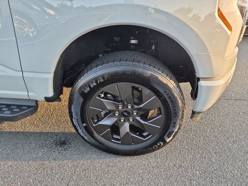 Used 2024 Ford F150 Lightning XLT AWD/4WD image 9