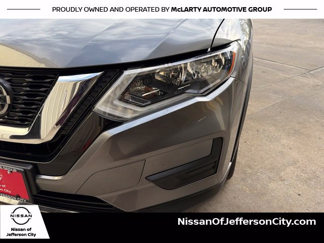 Used 2019 Nissan Rogue SV w/ Premium Package AWD/4WD image 10