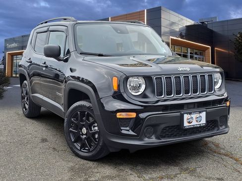 Used 2022 Jeep Renegade Sport w/ Sport Appearance Group AWD/4WD image 1