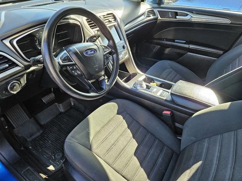 Used 2020 Ford Fusion SE image 20