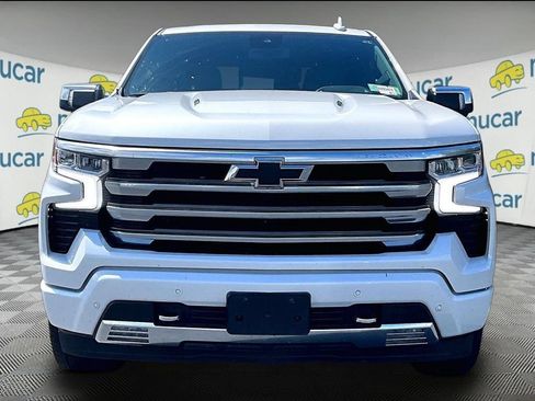 Used 2022 Chevrolet Silverado 1500 High Country w/ High Country Premium Package AWD/4WD image 2