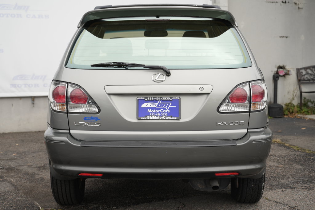 Used 2002 Lexus RX 300 4WD w/ Premium Pkg Plus image 6