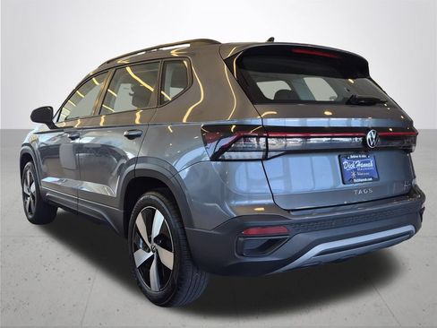 Used 2025 Volkswagen Taos S AWD/4WD image 10