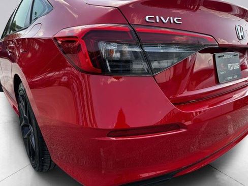 Used 2023 Honda Civic Sport image 14