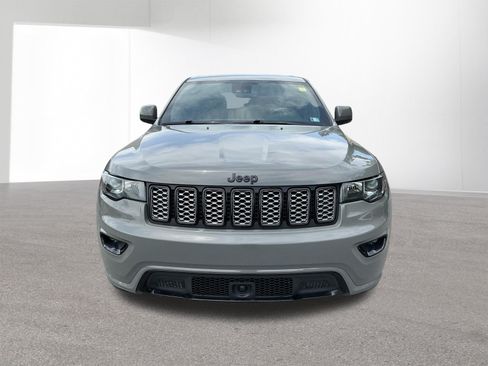 Used 2021 Jeep Grand Cherokee Laredo X AWD/4WD image 8