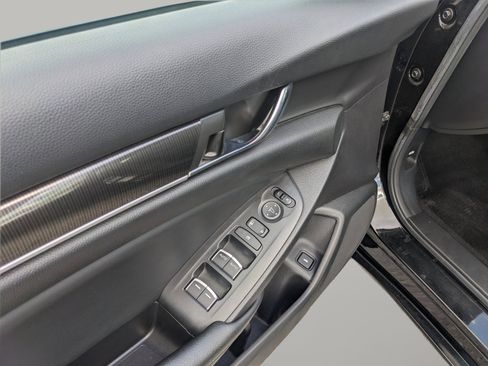Used 2021 Honda Accord Sport image 19