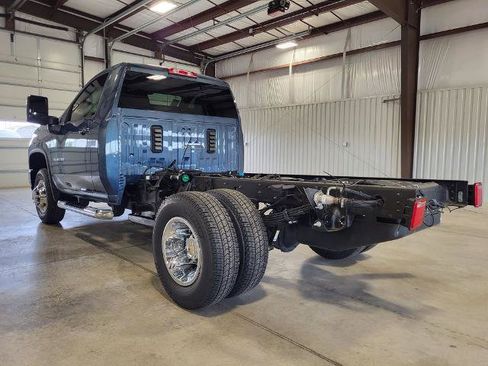 New 2026 Chevrolet Silverado 3500 LT w/ Convenience Package AWD/4WD image 3