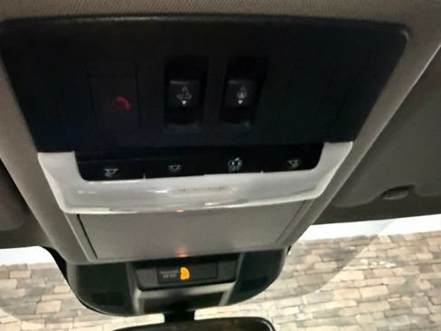 Certified 2025 Nissan Rogue SV w/ SV Premium Package FWD image 26