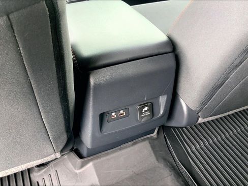 Used 2023 Nissan Frontier PRO-4X w/ Pro Convenience Package AWD/4WD image 39