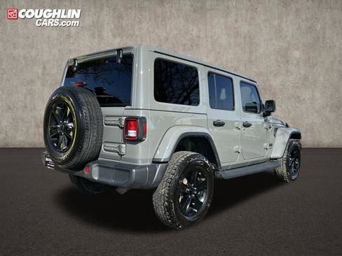 Used 2020 Jeep Wrangler Unlimited Sahara image 4
