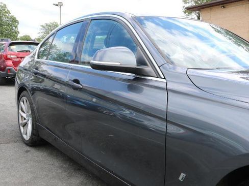 Used 2017 BMW 330e RWD image 6