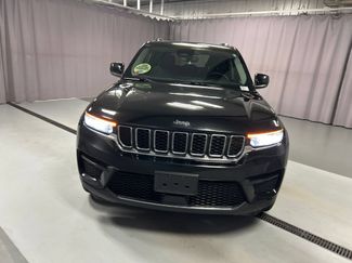 Used 2023 Jeep Grand Cherokee Laredo AWD/4WD video 2