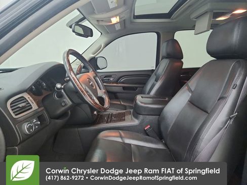 Used 2014 GMC Yukon Denali AWD/4WD image 18