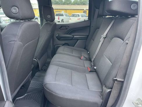 Used 2024 Chevrolet Colorado W/T RWD image 14