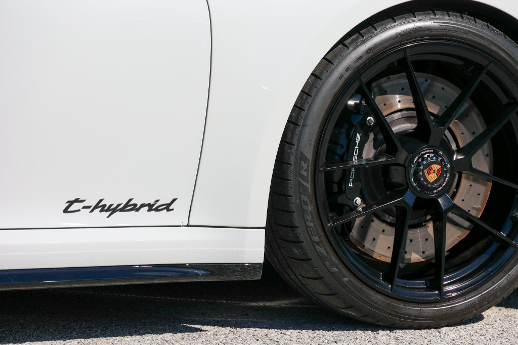 Certified 2026 Porsche 911 Carrera GTS RWD image 20