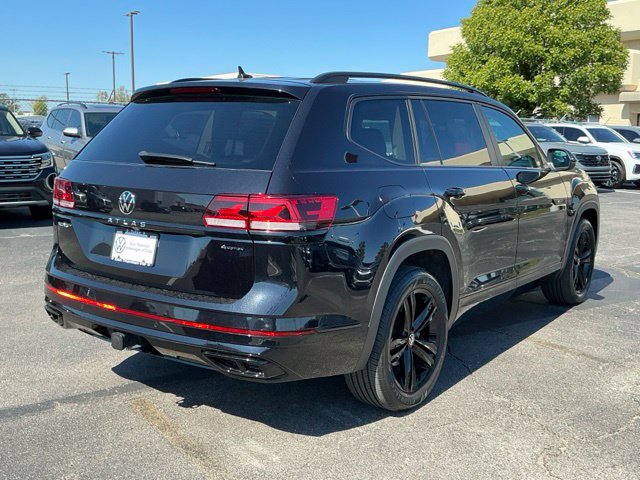 Certified 2023 Volkswagen Atlas SEL R-Line AWD/4WD image 3