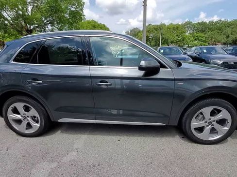 Certified 2023 Audi Q5 2.0T Prestige w/ Prestige Package AWD/4WD image 2