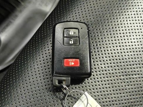 Used 2020 Toyota 4Runner Nightshade image 12