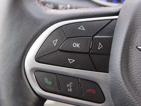 Used 2017 Chrysler Pacifica Touring-L Plus w/ Advanced Safetytec Group image 34