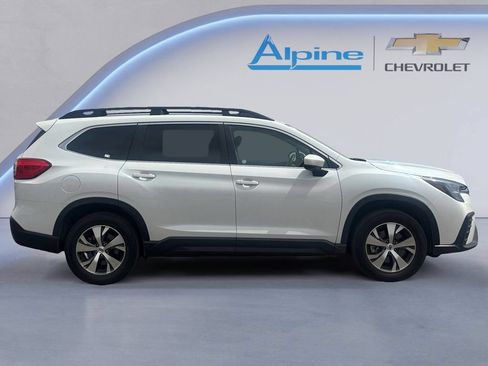 Used 2025 Subaru Ascent Premium AWD/4WD image 6