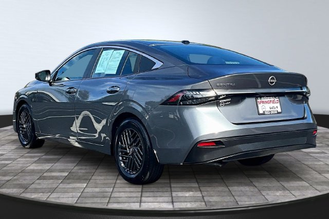 Used 2026 Nissan Sentra SV w/ SV Convenience Package FWD image 4