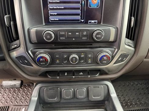 Used 2017 Chevrolet Silverado 1500 LT w/ Texas Edition image 17