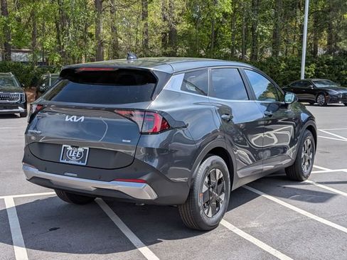 New 2026 Kia Sportage LX FWD image 3