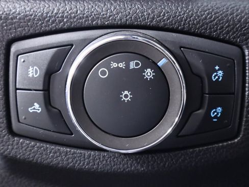 Used 2020 Ford F150 Lariat w/ Equipment Group 502A Luxury image 10