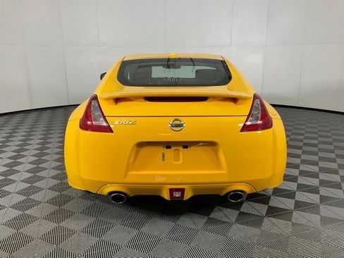 Used 2017 Nissan 370Z Touring image 5