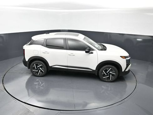 New 2026 Nissan Kicks SV w/ SV Premium Package AWD/4WD image 20