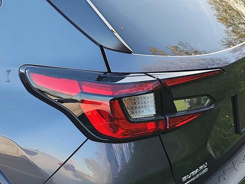 Used 2024 Subaru Crosstrek 2.5i Limited AWD/4WD image 10