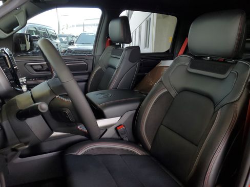 Used 2026 RAM 1500 Laramie AWD/4WD image 19