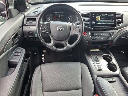 Used 2023 Honda Passport EX-L image 11