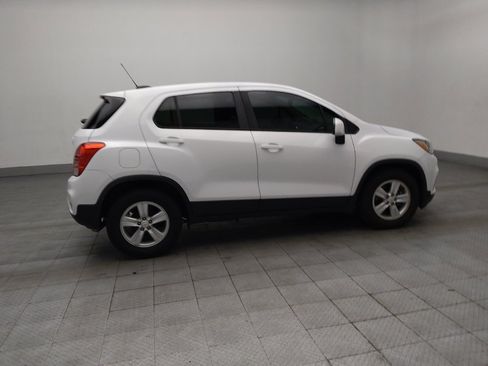 Used 2020 Chevrolet Trax LS w/ Tint and Cruise Package FWD image 10