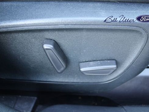 Used 2020 Ford Escape Titanium image 12
