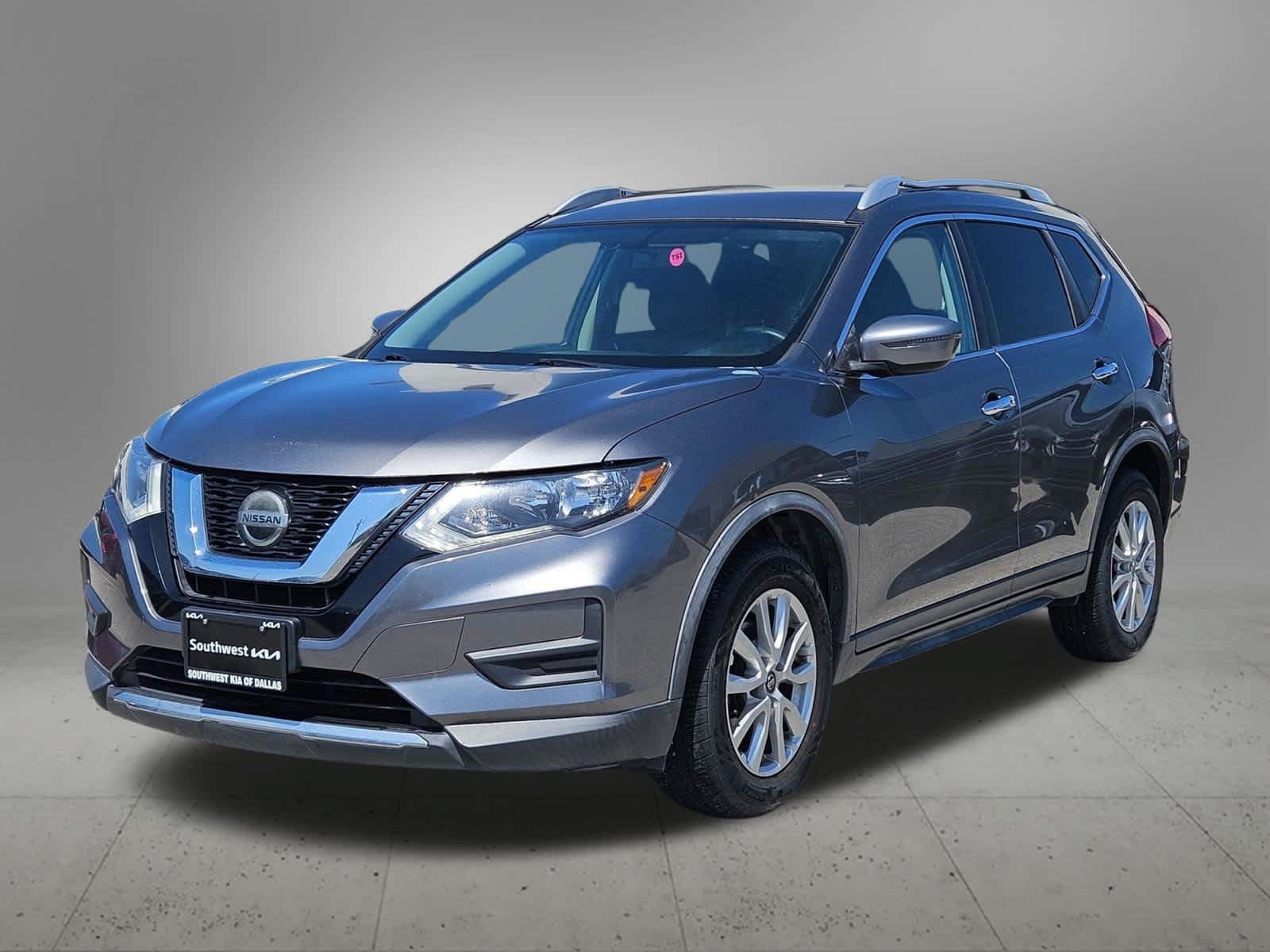 Used 2018 Nissan Rogue SV FWD image 10