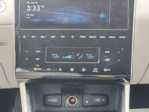 Certified 2024 Hyundai Tucson Limited AWD/4WD image 18