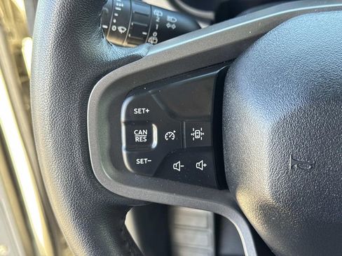 Certified 2025 Ford Bronco Badlands image 10